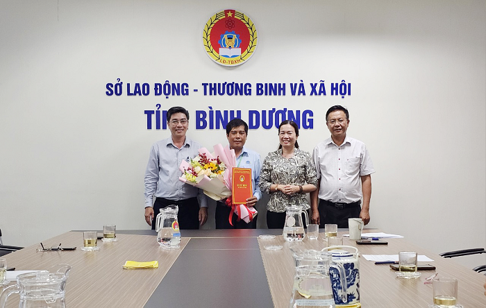 Thầy Phan Nguyễn Hoàng Tuấn giữ chức vụ Phó Hiệu trưởng từ ngày 01-4-2024